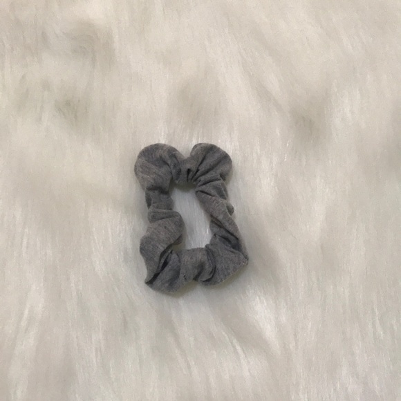 Scrunches - Picture 2 of 4